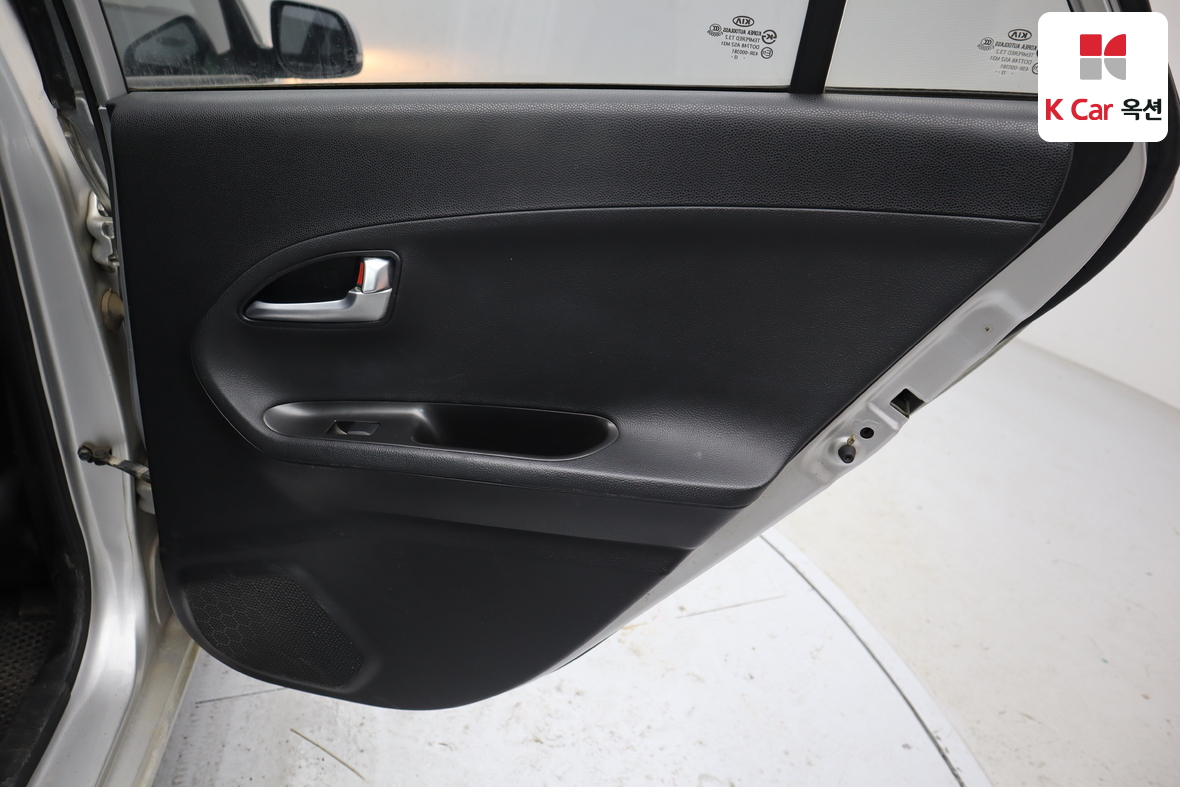 Kia Morning 2014 - Image 25