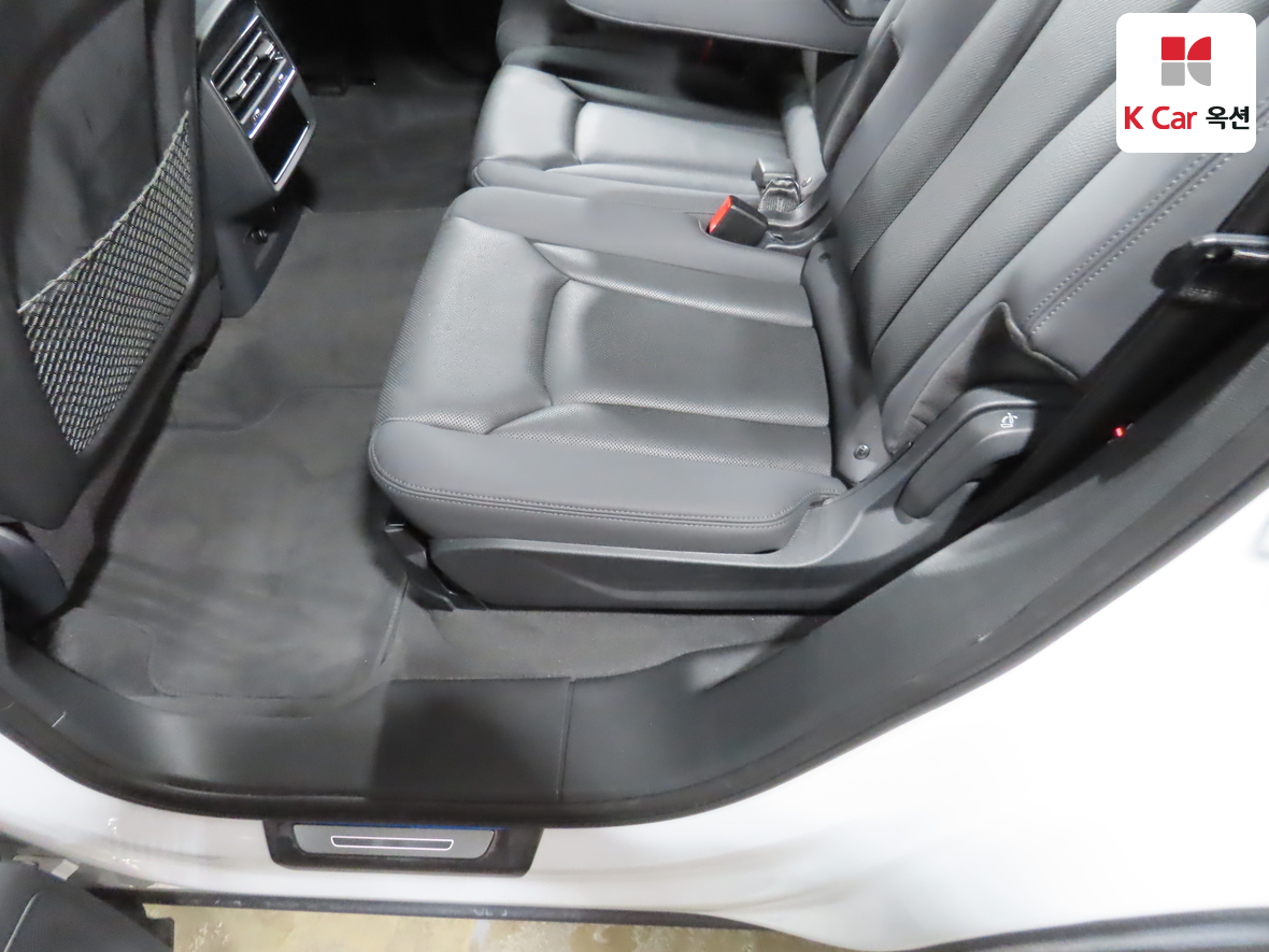 아우디 Q7 2021 - 이미지 25