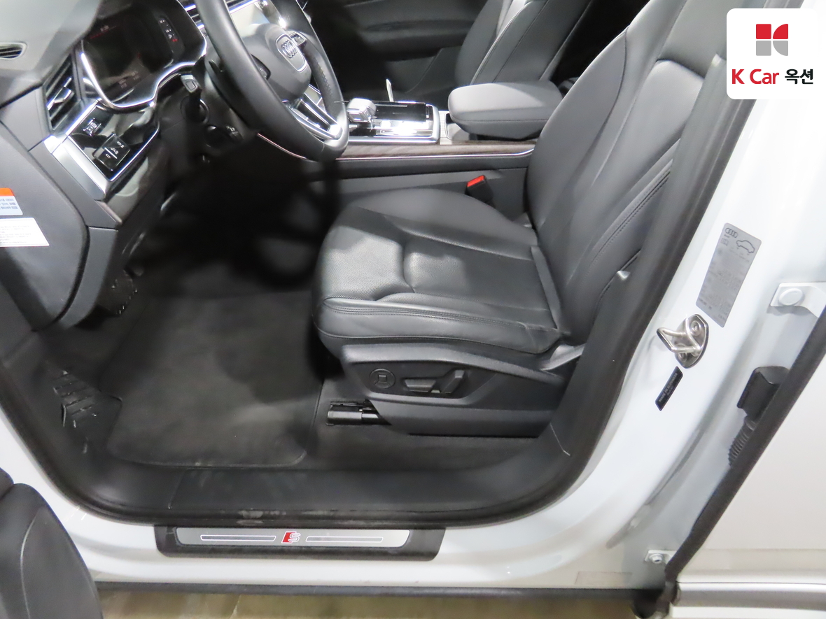 아우디 Q7 2021 - 이미지 18