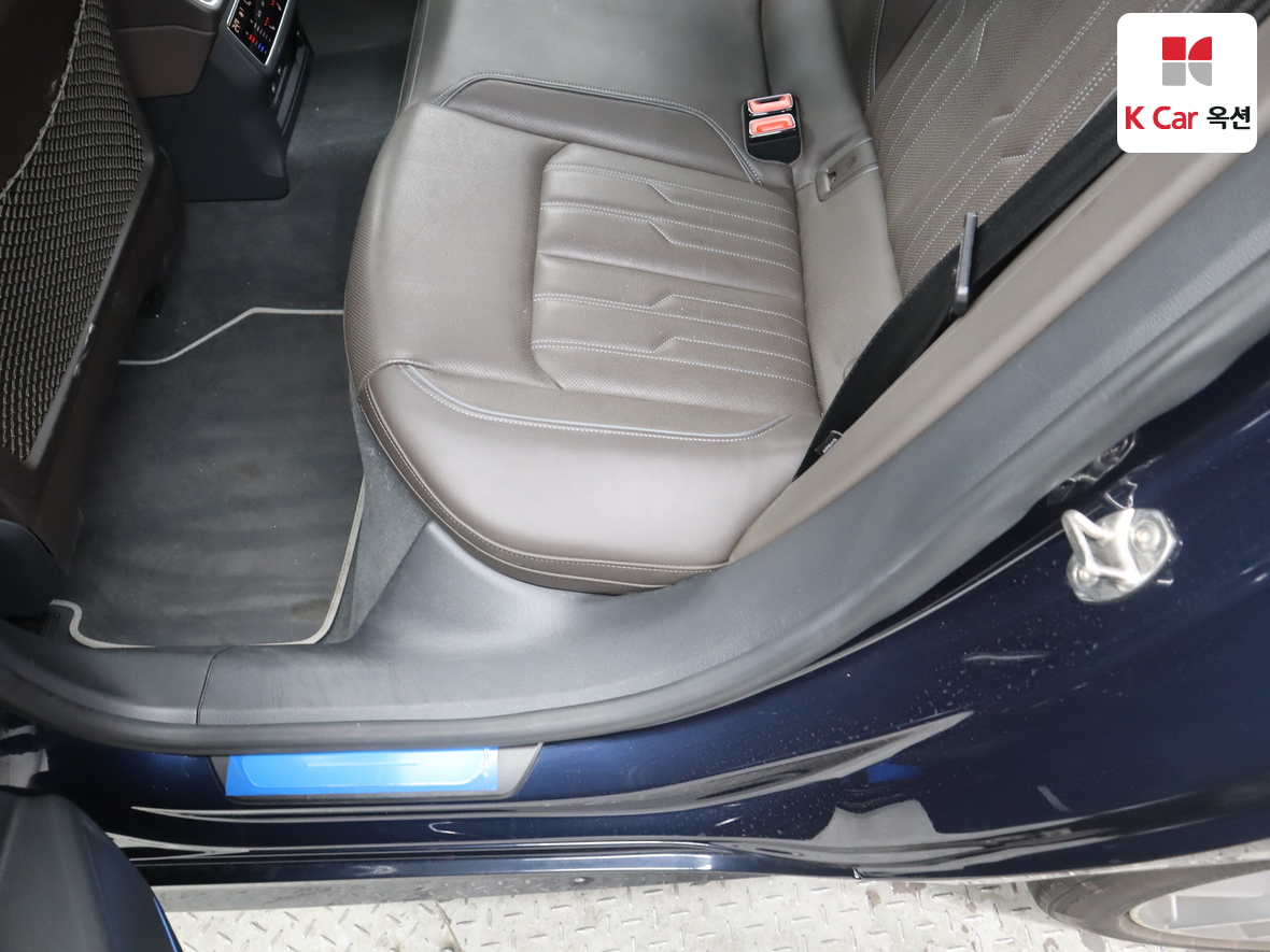 Audi A7 2022 - Image 25