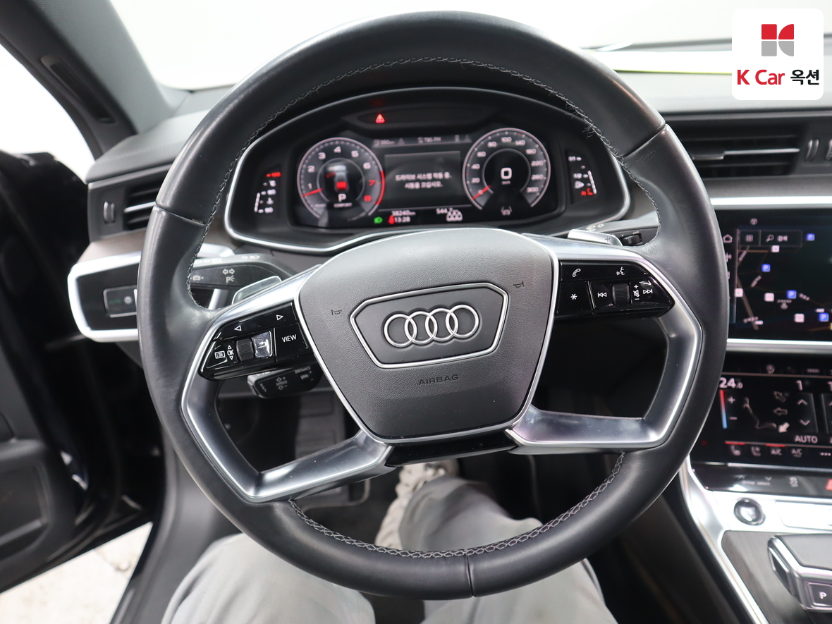 Audi A7 2022 - Image 10