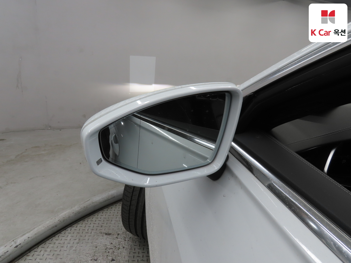 أودي A6 2023 - صورة 23