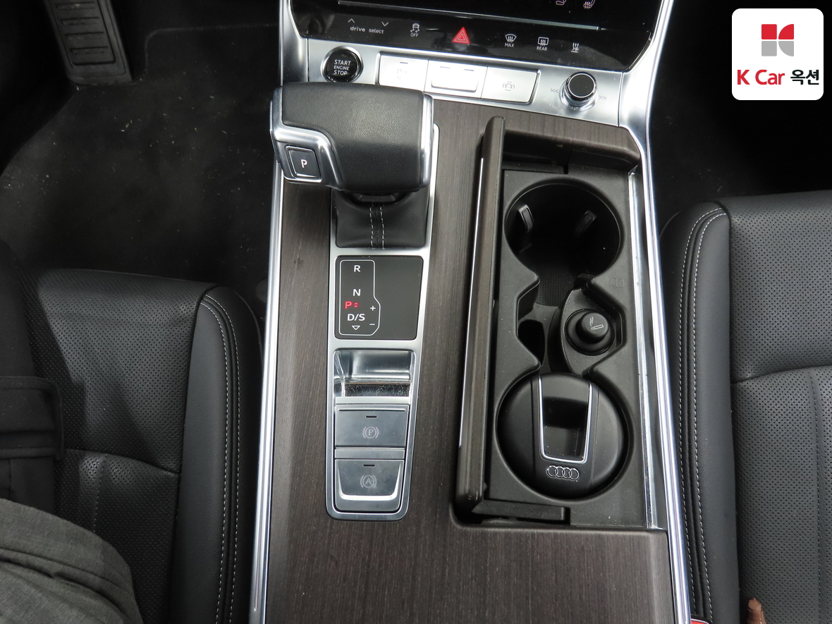 أودي A6 2023 - صورة 16