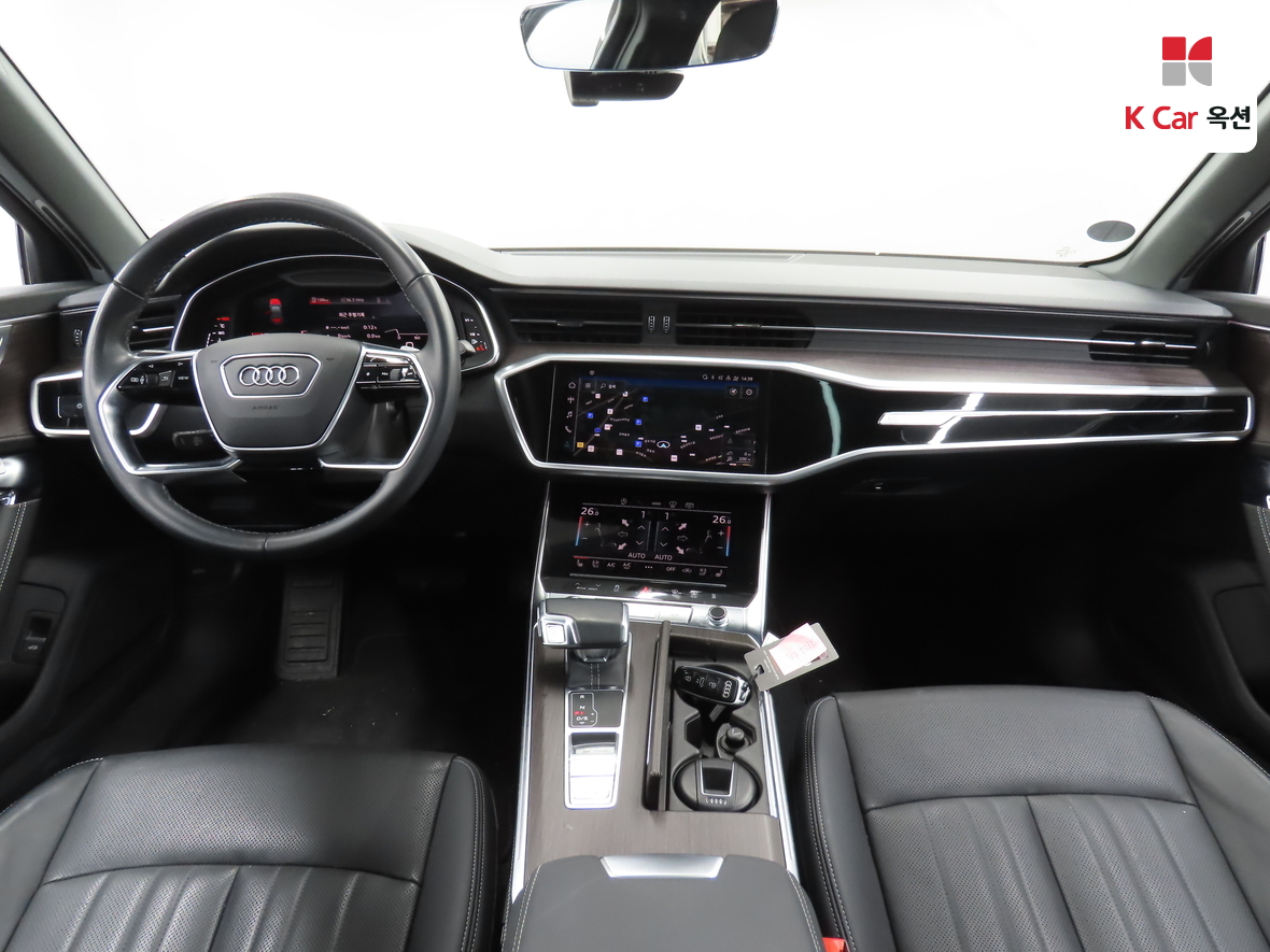 أودي A6 2023 - صورة 3