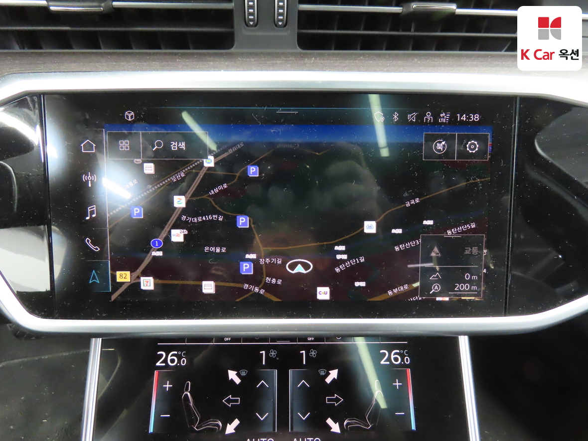 أودي A6 2023 - صورة 14