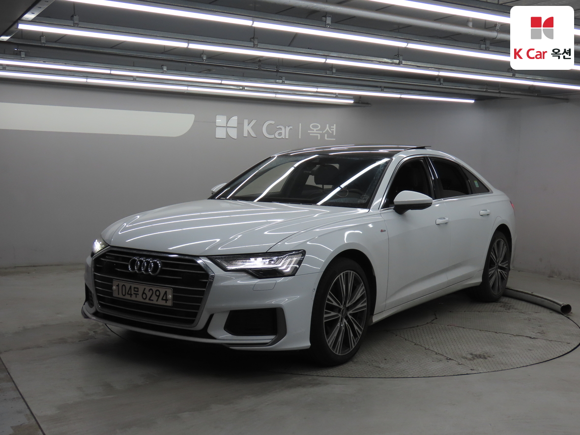 أودي A6 2023 - صورة 1