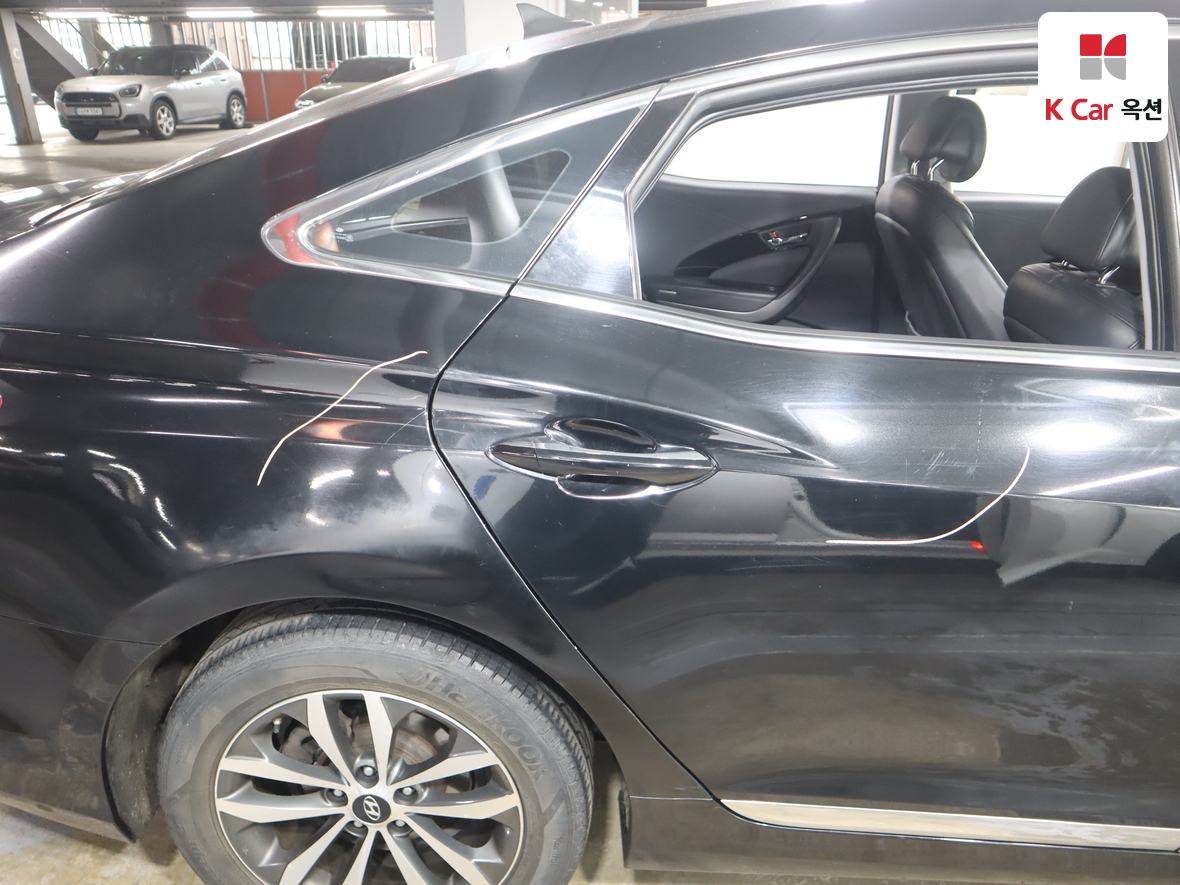 Hyundai AZERA 2012 - Image 47