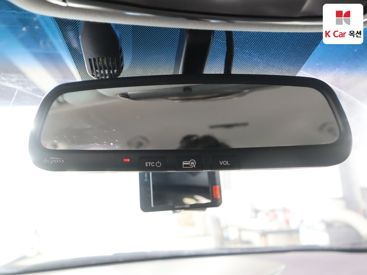 Hyundai AZERA 2012 - Image 13