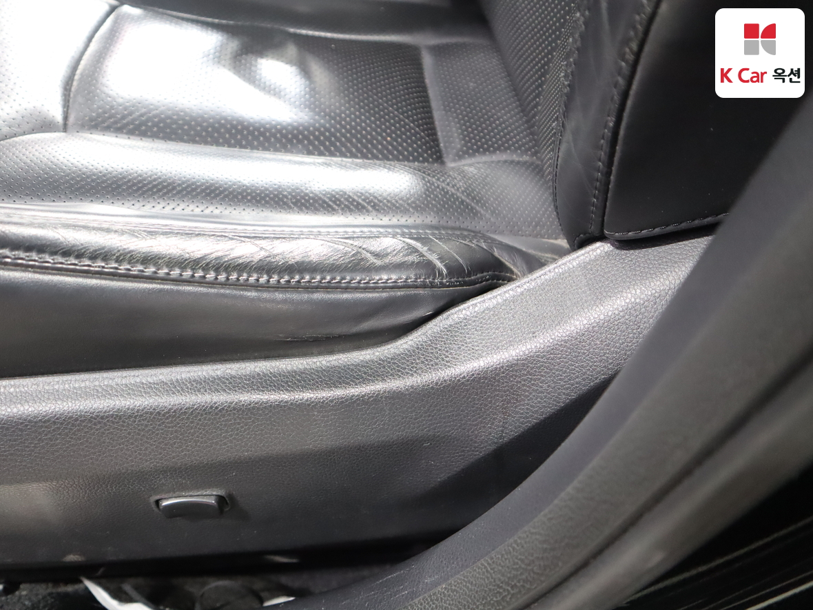 Hyundai AZERA 2012 - Image 21