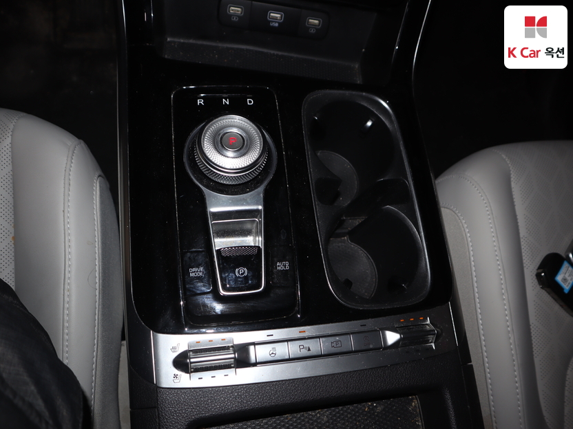 كيا - كارنفال - Image 16