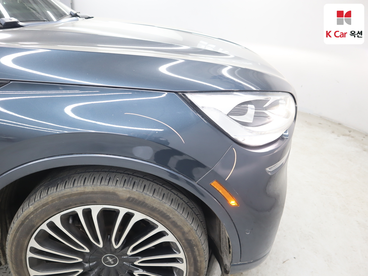 2021 - Lincoln Aviator