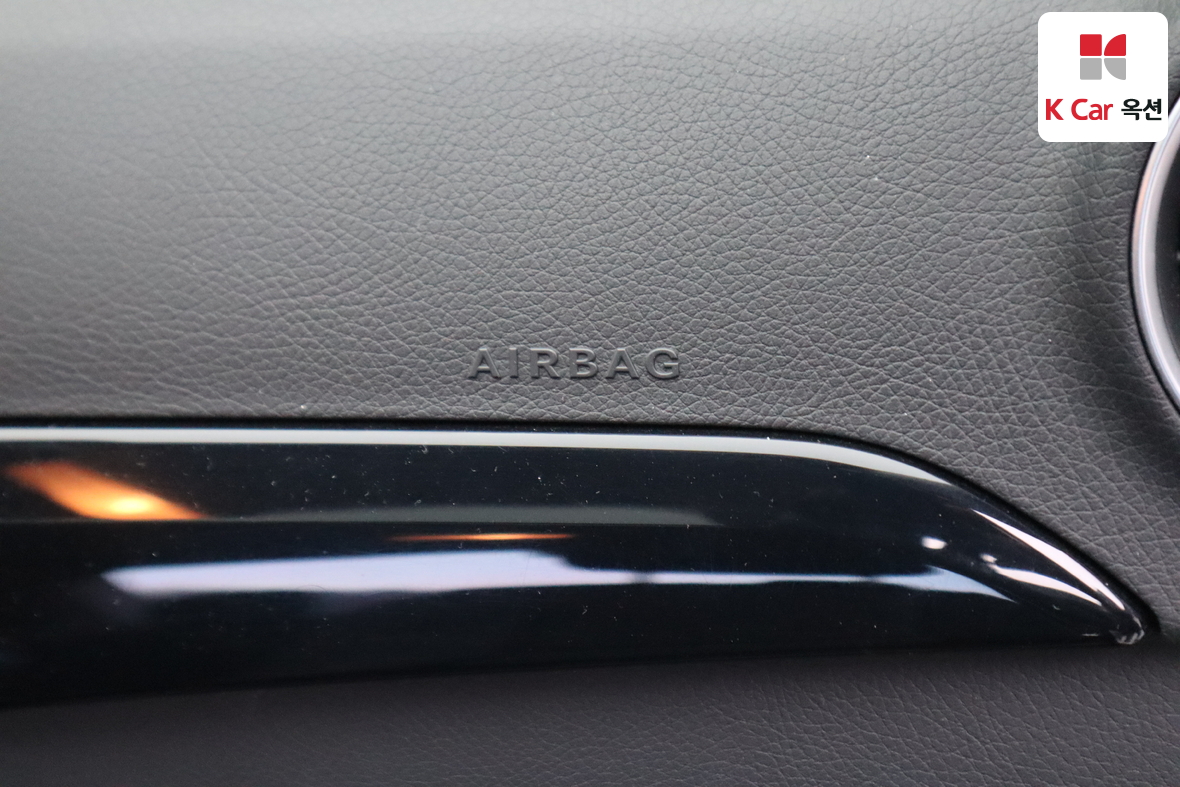 مرسيدس بنز سي كلاس 2013 - صورة 33