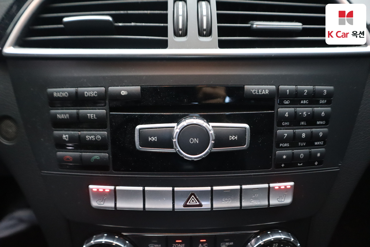 مرسيدس بنز سي كلاس 2013 - صورة 15