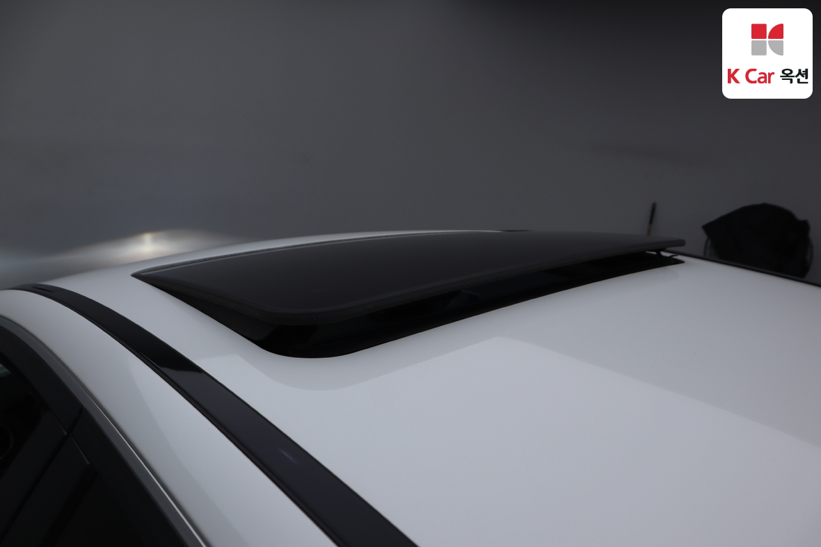 مرسيدس بنز سي كلاس 2013 - صورة 24