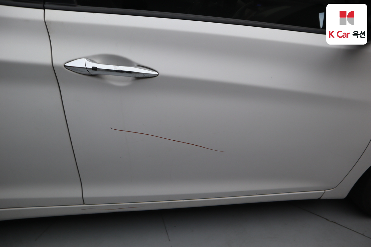 هيونداي إلانترا 2013 - صورة 37