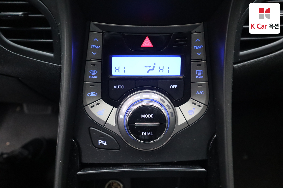 هيونداي إلانترا 2013 - صورة 15