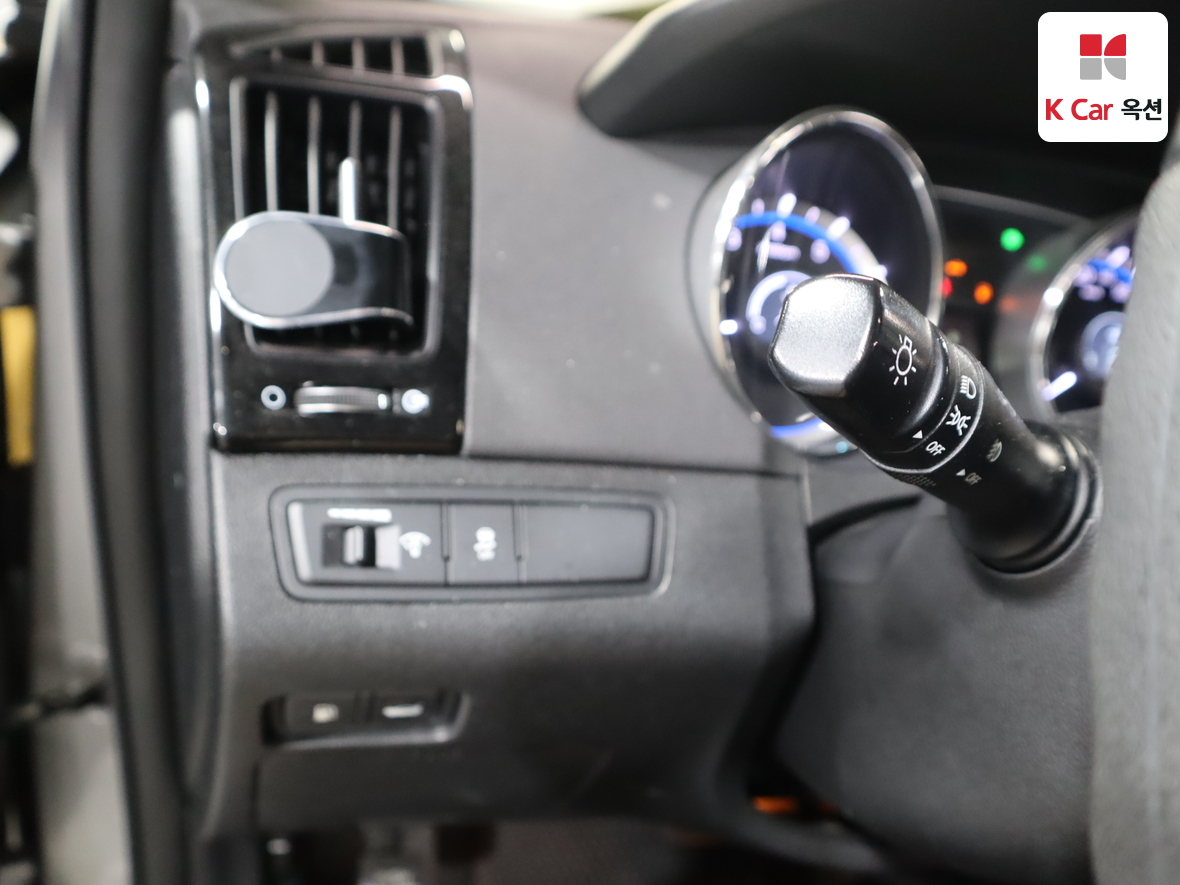 هيونداي سوناتا 2010 - صورة 9