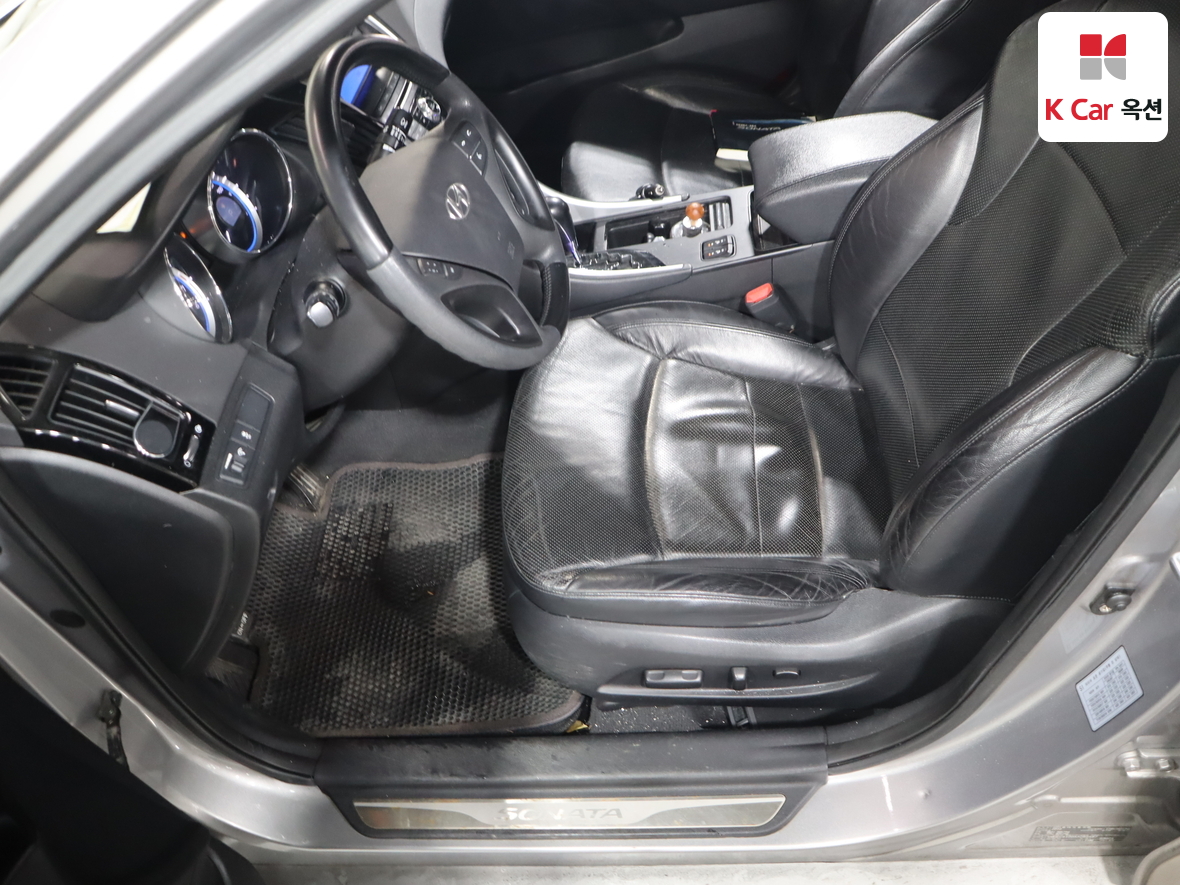 هيونداي سوناتا 2010 - صورة 19