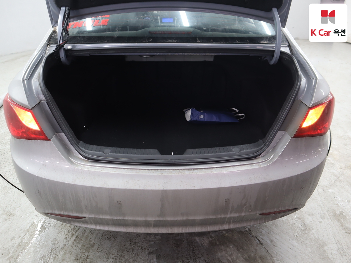 هيونداي سوناتا 2010 - صورة 27