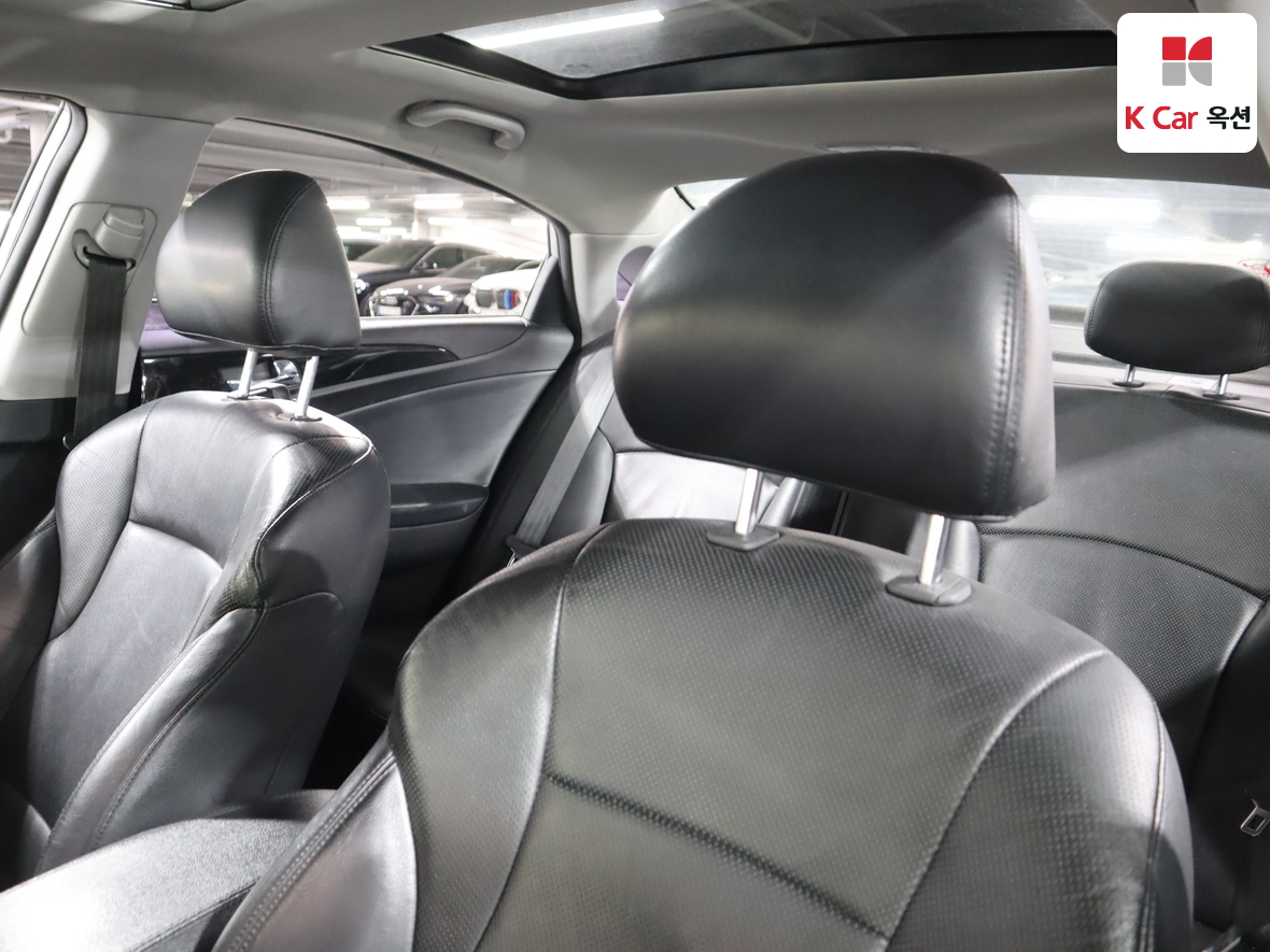 هيونداي سوناتا 2010 - صورة 20