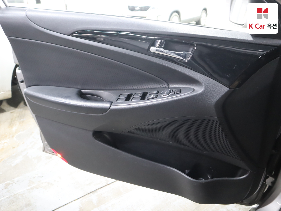 هيونداي سوناتا 2010 - صورة 8