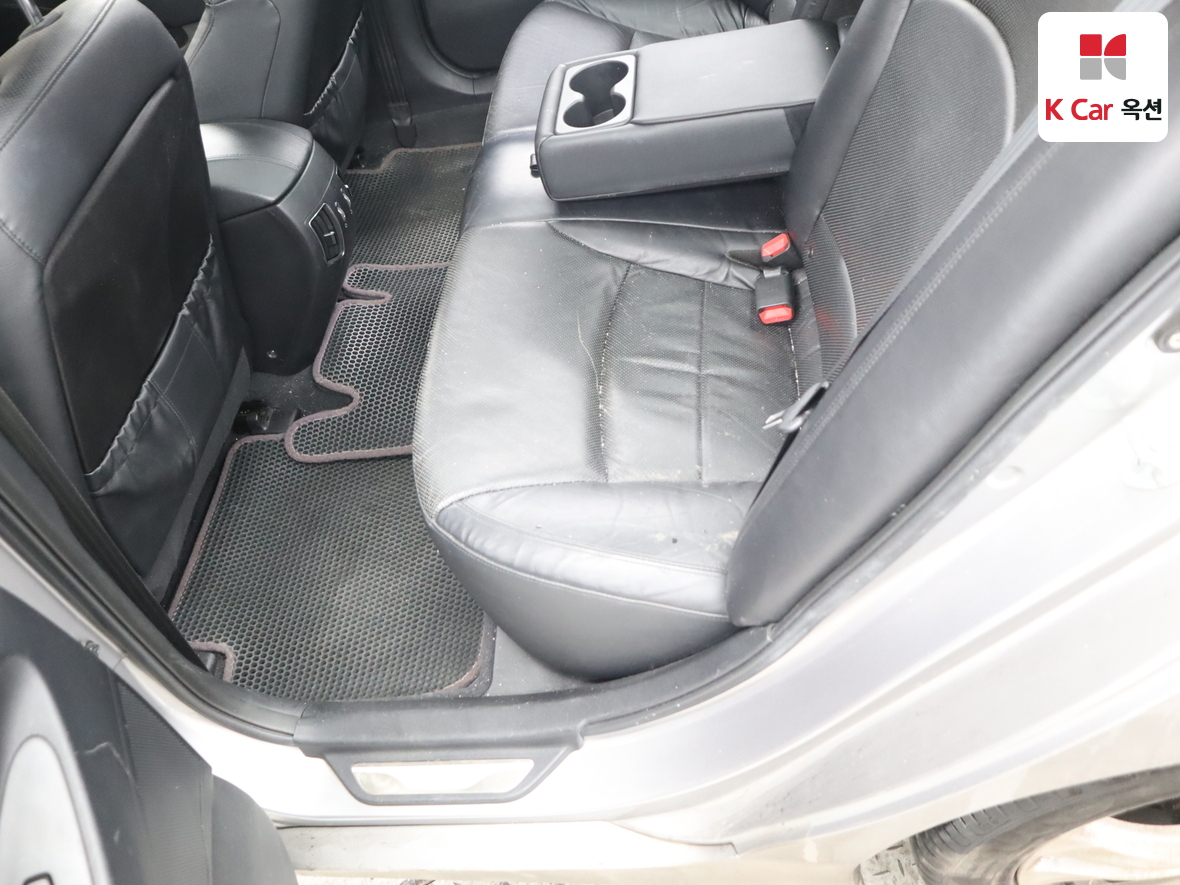 هيونداي سوناتا 2010 - صورة 25