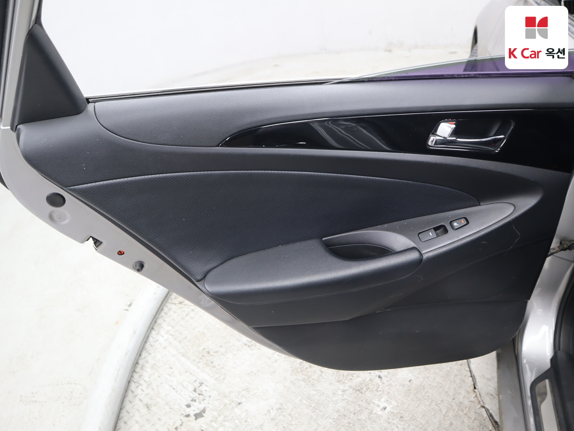 هيونداي سوناتا 2010 - صورة 24