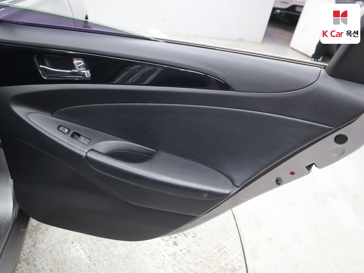 هيونداي سوناتا 2010 - صورة 28