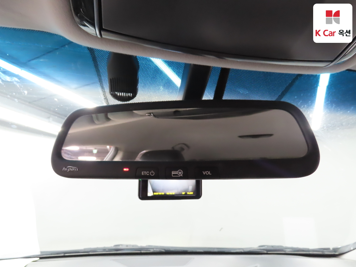 Hyundai AZERA 2017 - Image 13