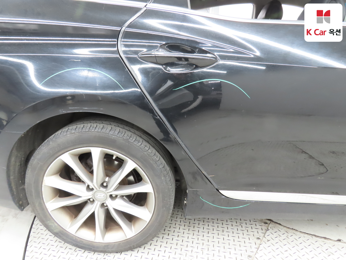 Hyundai AZERA 2017 - Image 41