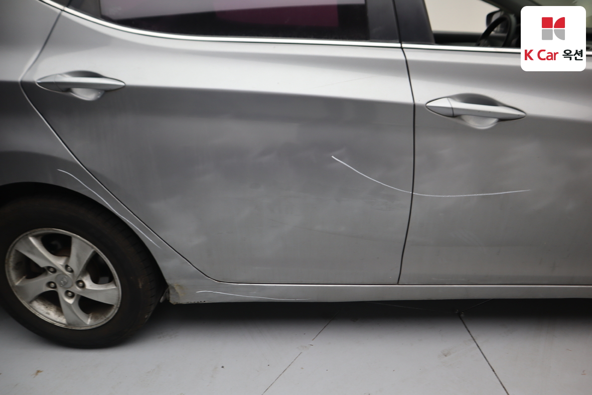 هيونداي إلانترا 2014 - صورة 34