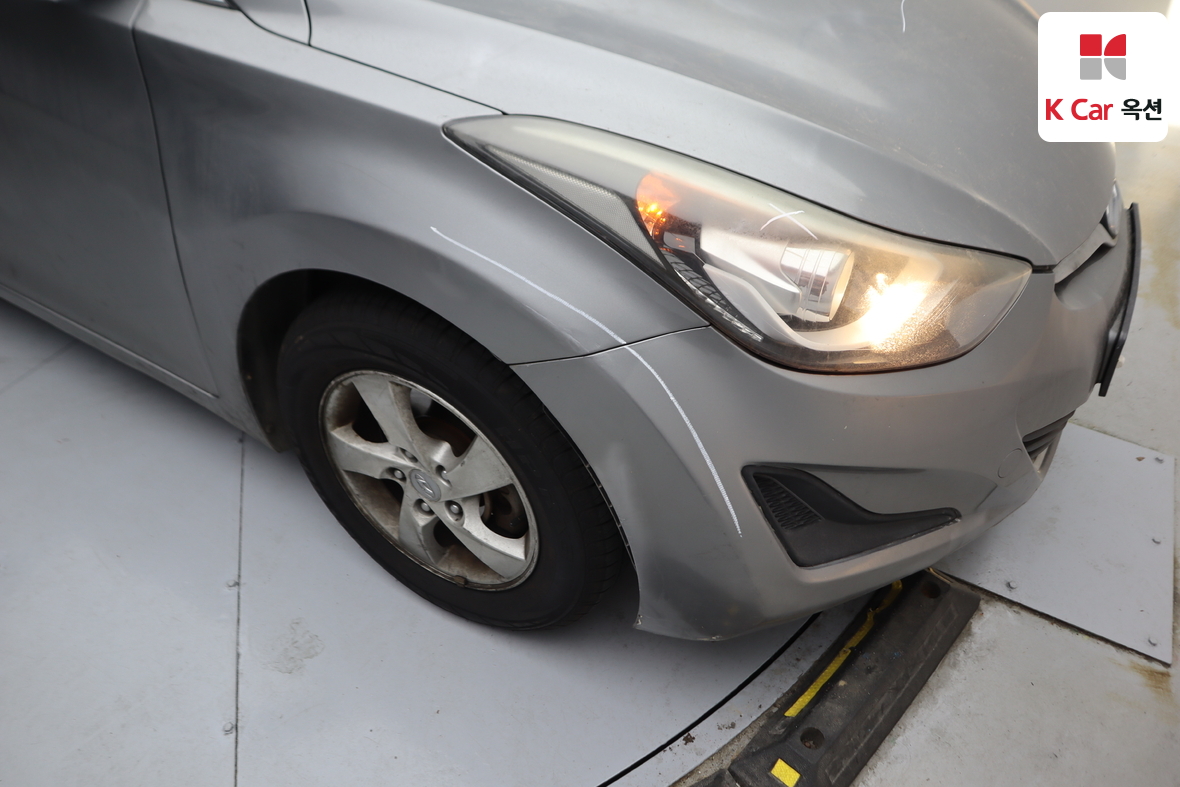 هيونداي إلانترا 2014 - صورة 36