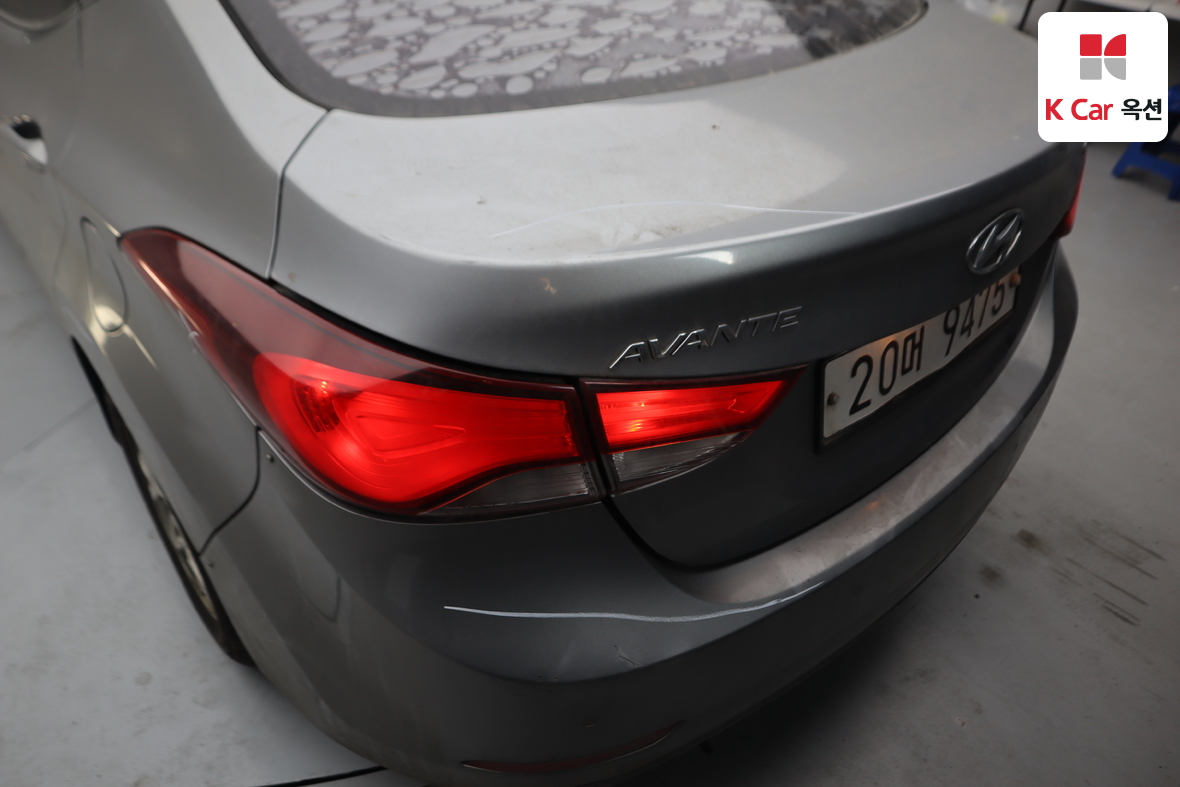 هيونداي إلانترا 2014 - صورة 46