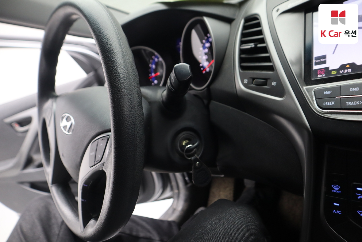 هيونداي إلانترا 2014 - صورة 11