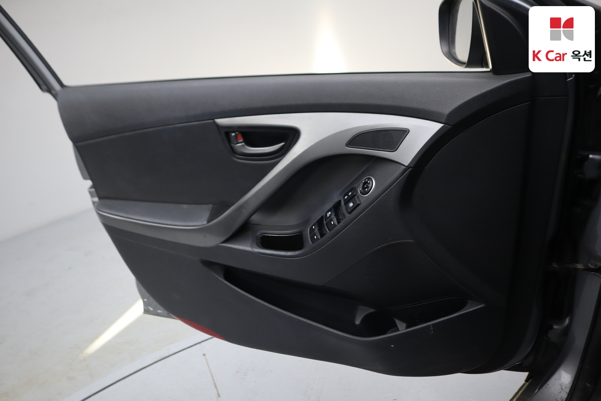 هيونداي إلانترا 2014 - صورة 8