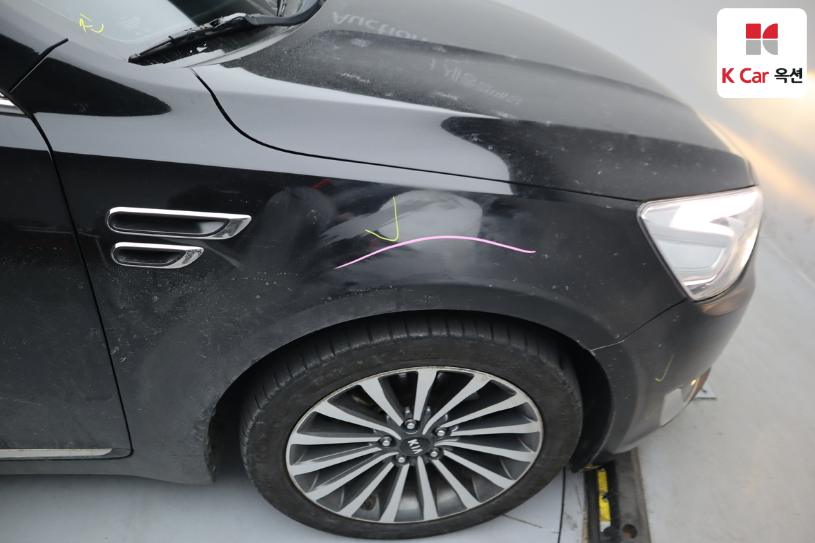 Kia K7 2015 - Image 38