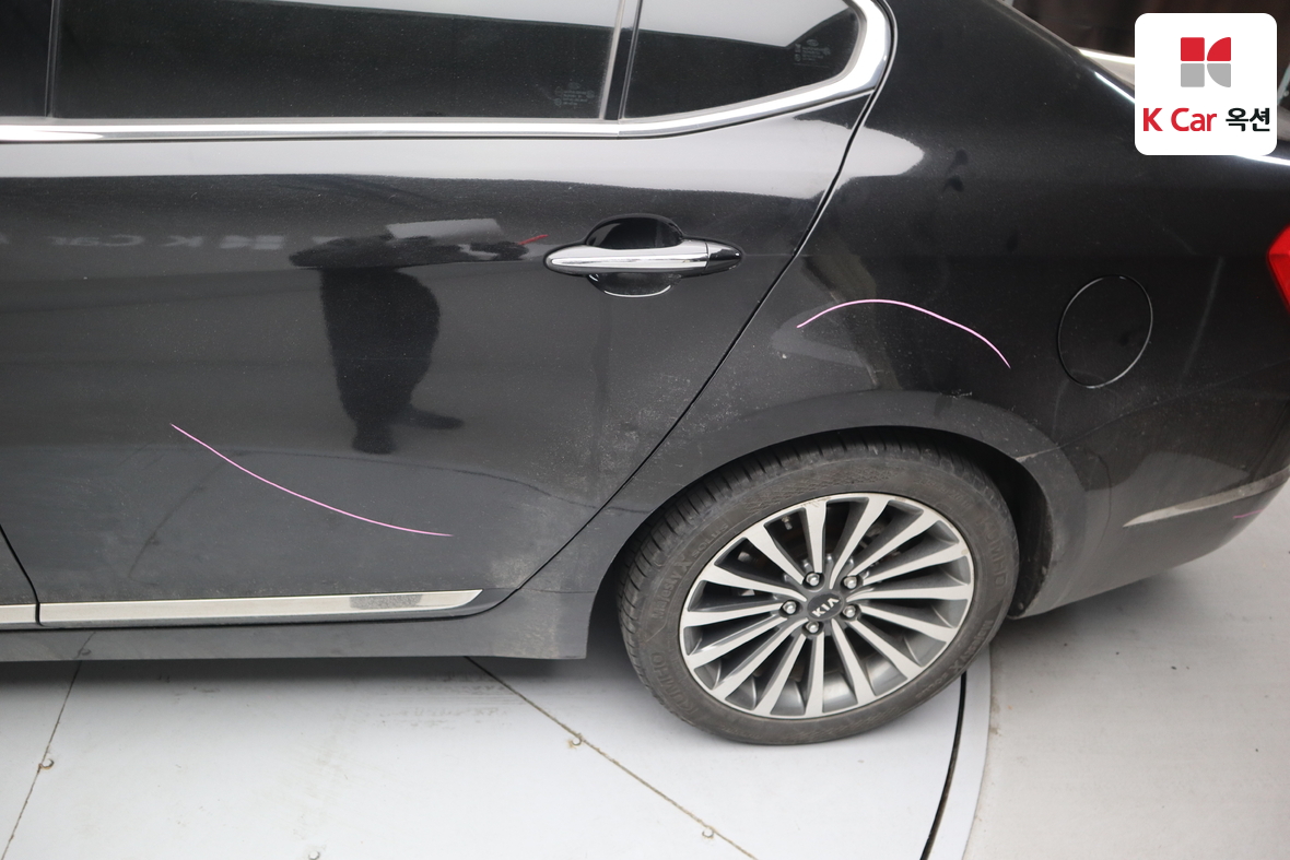 Kia K7 2015 - Image 42