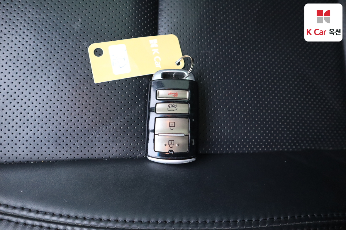 Kia K7 2015 - Image 18