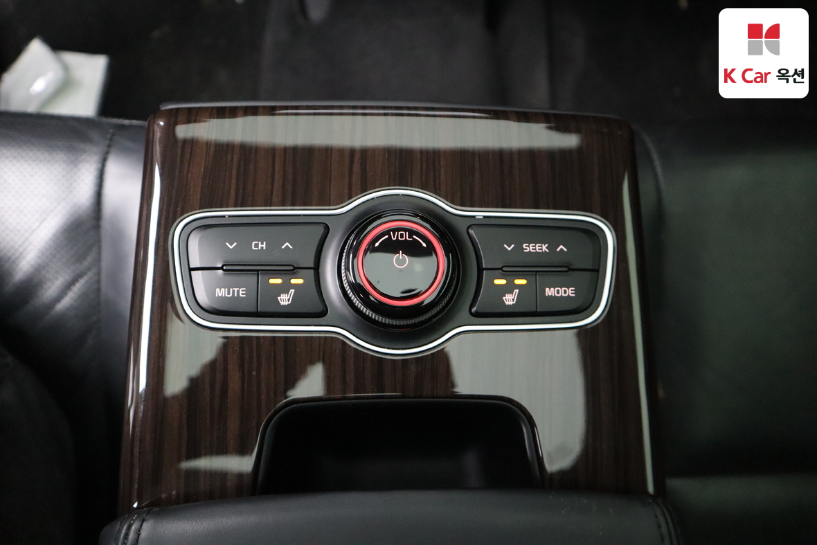 Kia K7 2015 - Image 24