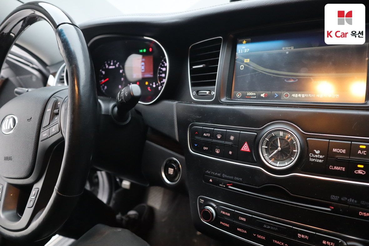 Kia K7 2015 - Image 11