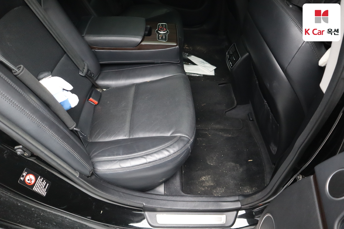 Kia K7 2015 - Image 30