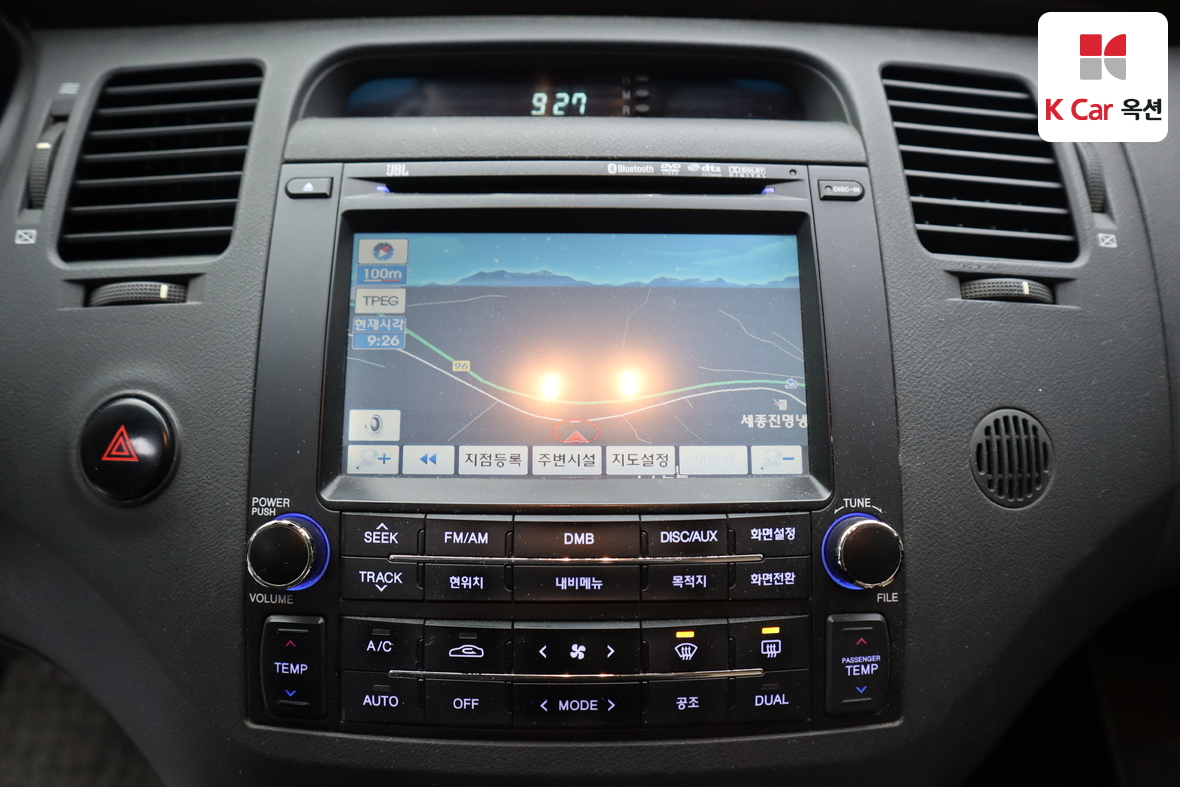 Hyundai Grandeur 2011 - Image 13