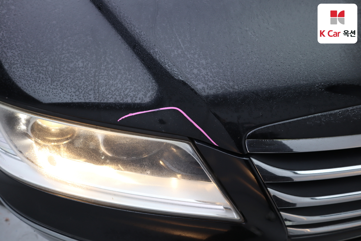 Hyundai Grandeur 2011 - Image 32