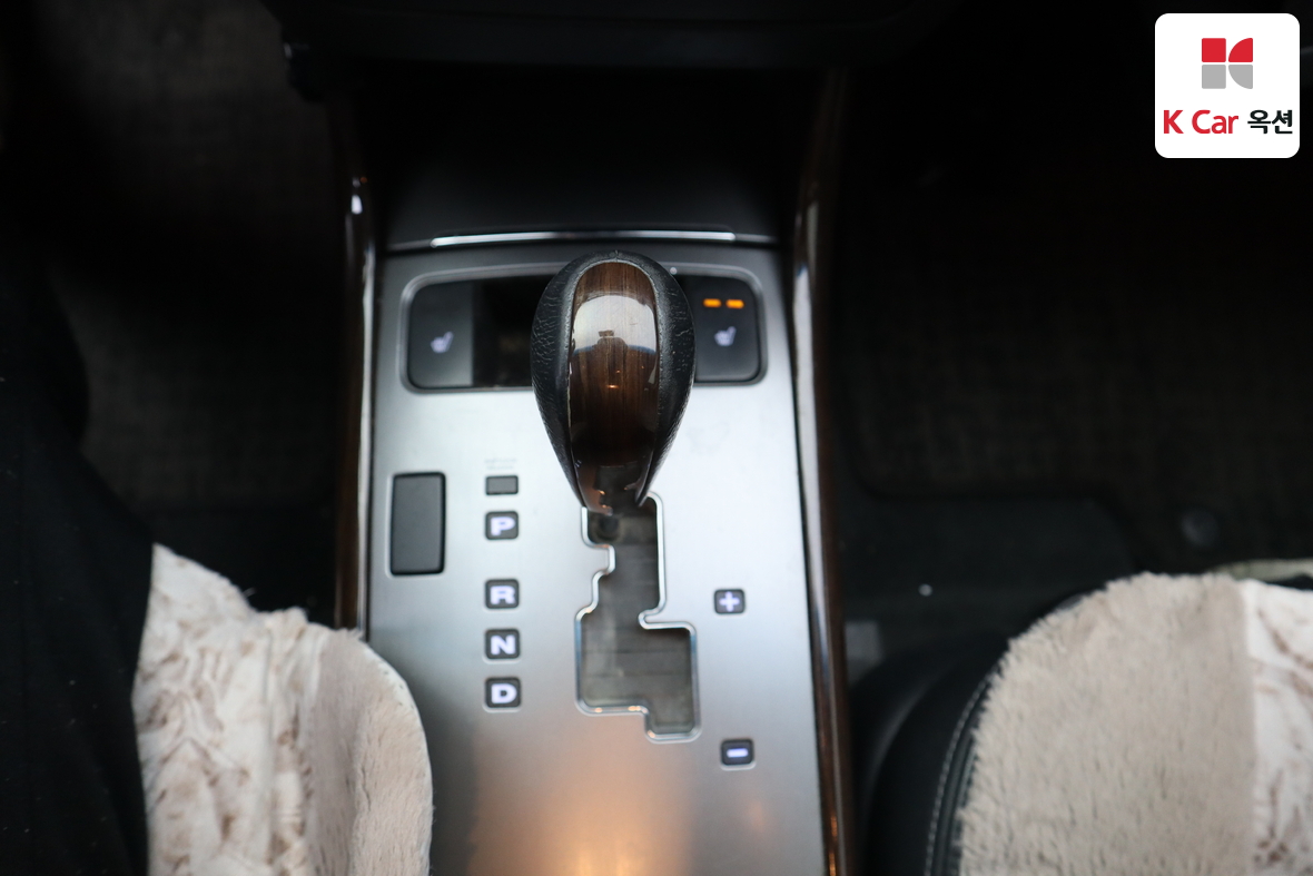 Hyundai Grandeur 2011 - Image 15