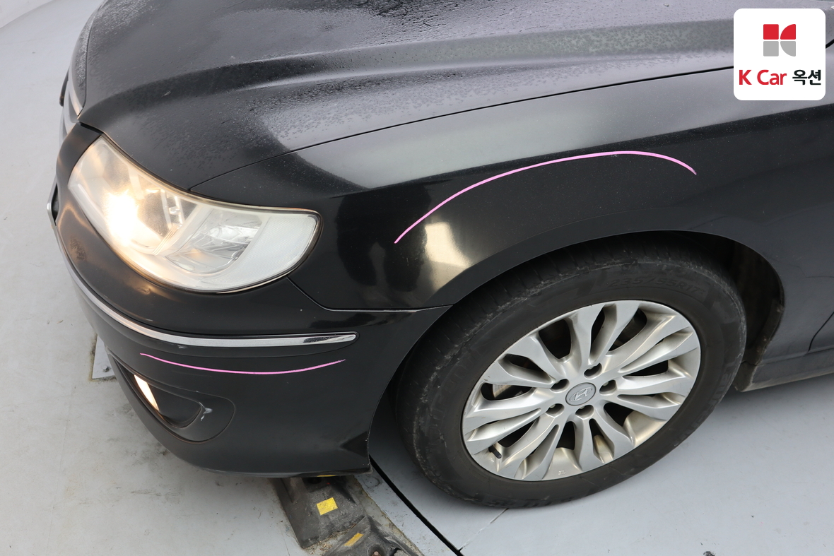 Hyundai Grandeur 2011 - Image 33