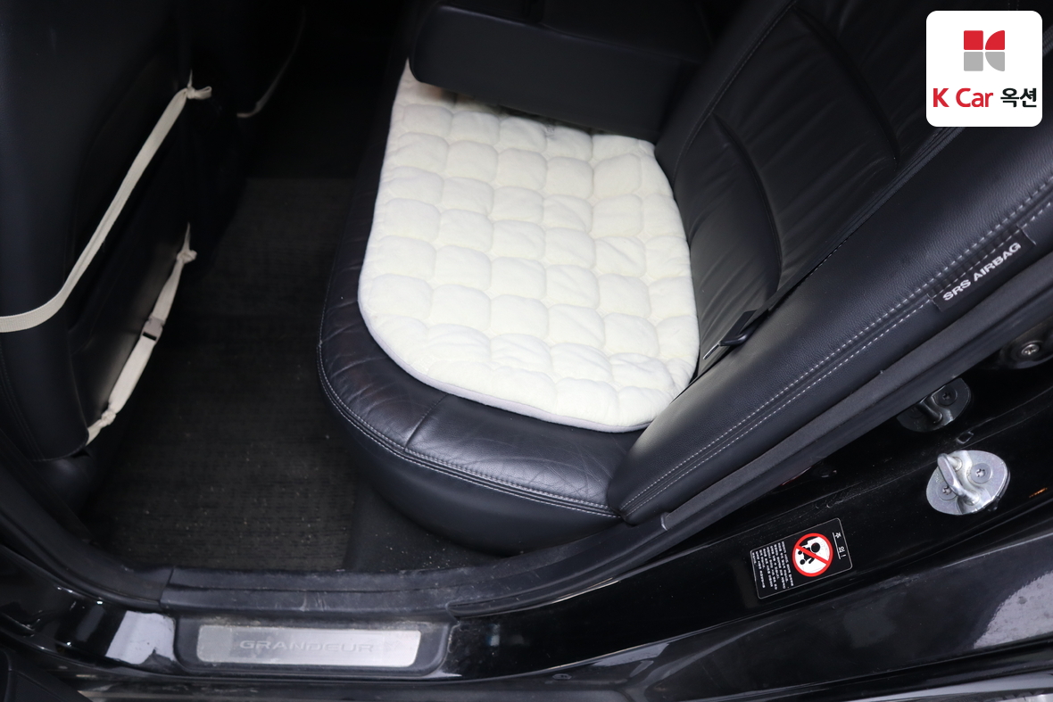 Hyundai Grandeur 2011 - Image 21