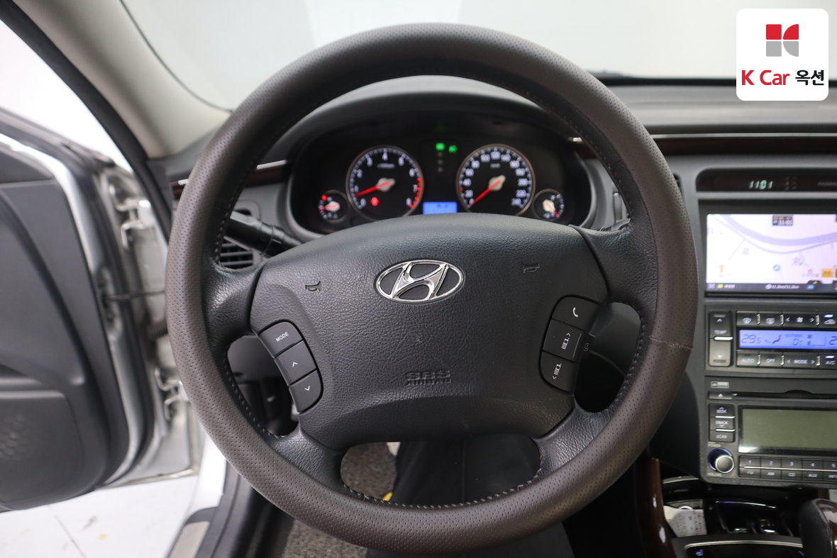 Hyundai Grandeur 2009 - Image 10