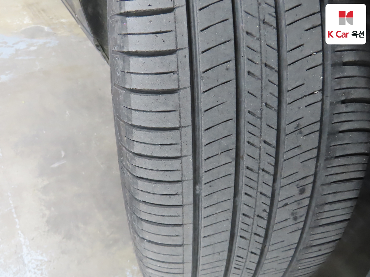 Hyundai AZERA 2023 - Image 35