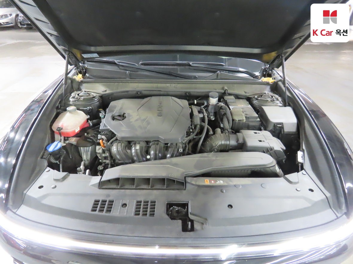 Hyundai AZERA 2023 - Image 36