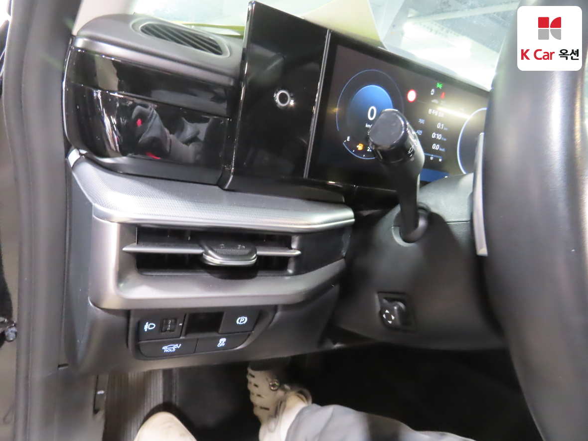 Hyundai AZERA 2023 - Image 9